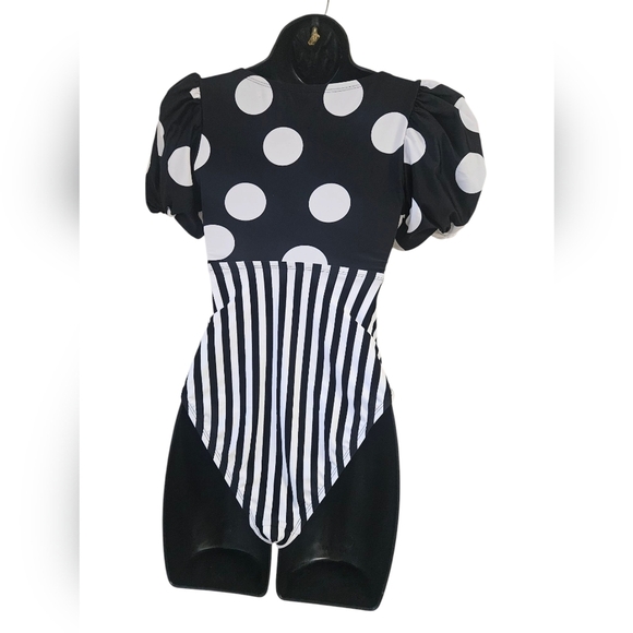 Tabitha Brown- XS, Black and White Swimsuit - Picture 5 of 10